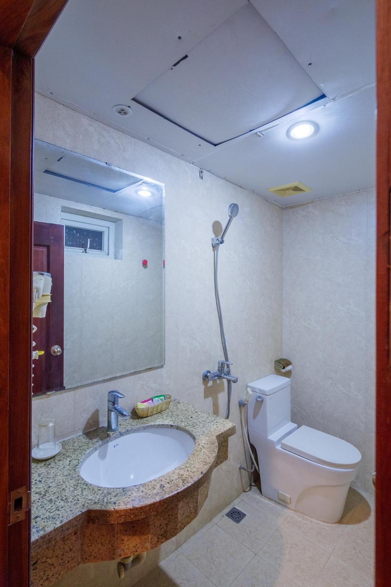 Ngan Ha Hotel Long Bien Hanoi Zewnętrze zdjęcie