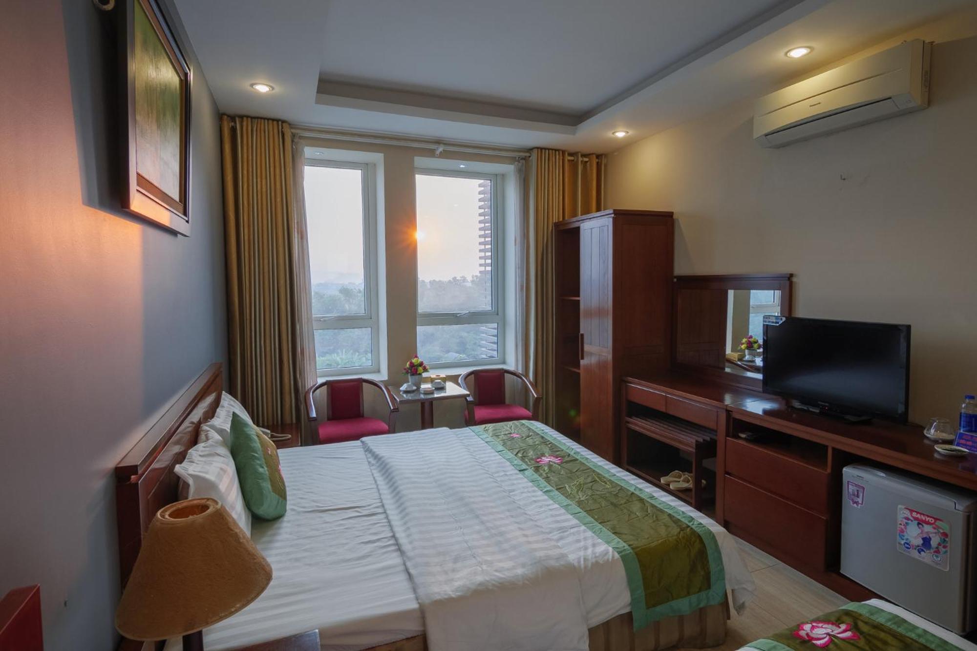 Ngan Ha Hotel Long Bien Hanoi Zewnętrze zdjęcie