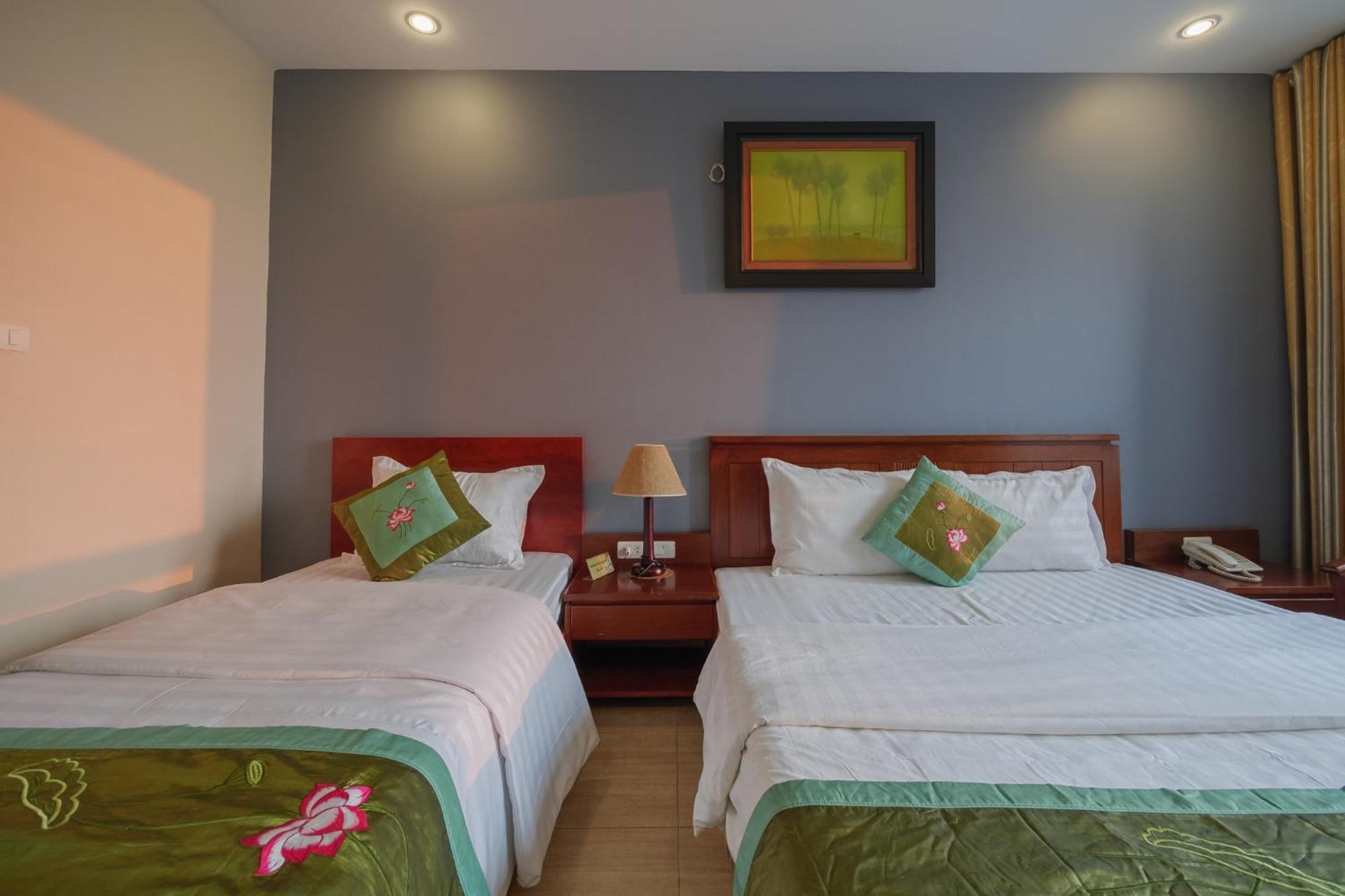 Ngan Ha Hotel Long Bien Hanoi Zewnętrze zdjęcie