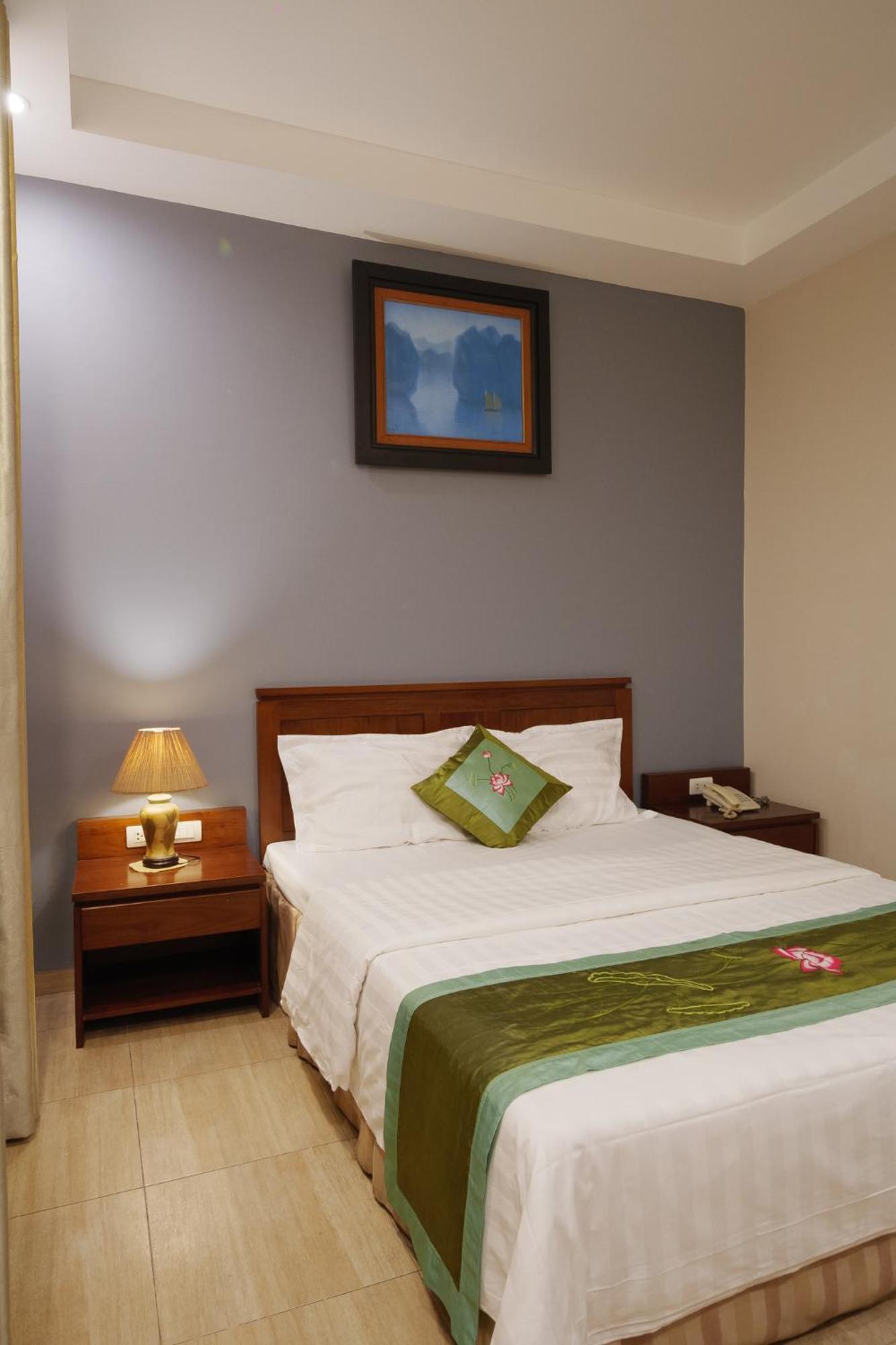 Ngan Ha Hotel Long Bien Hanoi Zewnętrze zdjęcie
